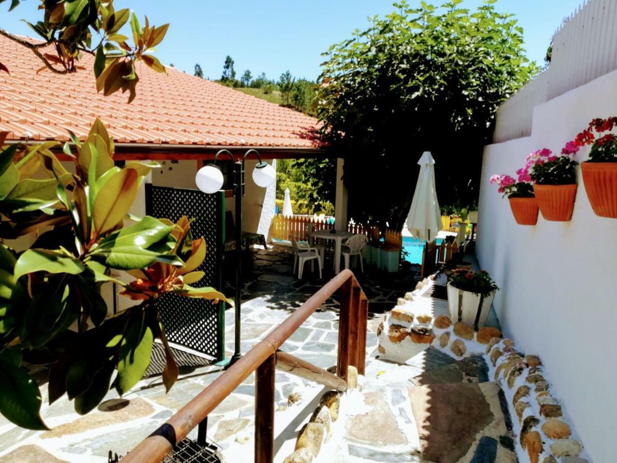 Quinta De Vale Escuro Hotell Lousã Exteriör bild